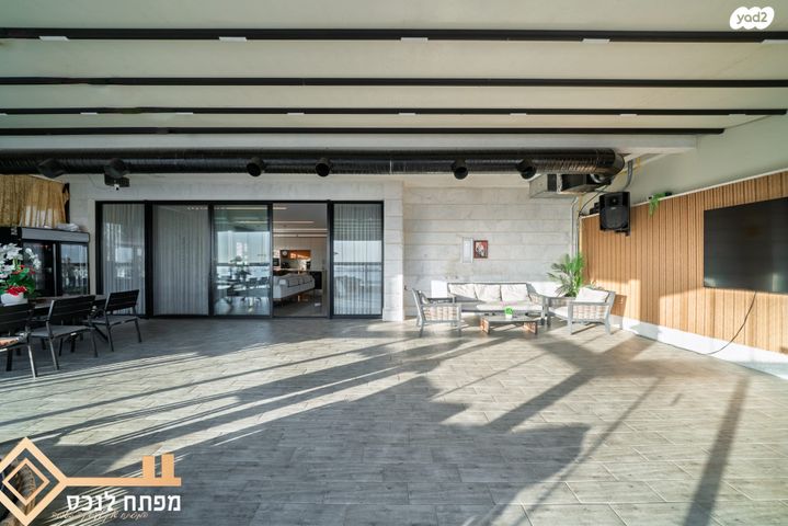 גג/ פנטהאוז, אריאל שרון, נווה שרון / שער העיר, נתיבות