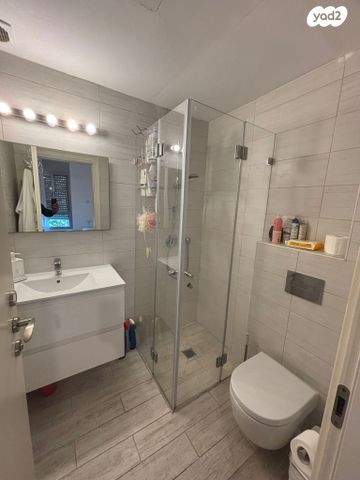 דירה, הגוש הגדול, רמת אביב החדשה, נופי ים, תל אביב יפו