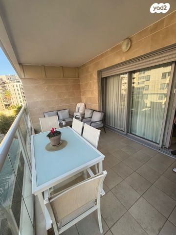 דירה, הגוש הגדול, רמת אביב החדשה, נופי ים, תל אביב יפו