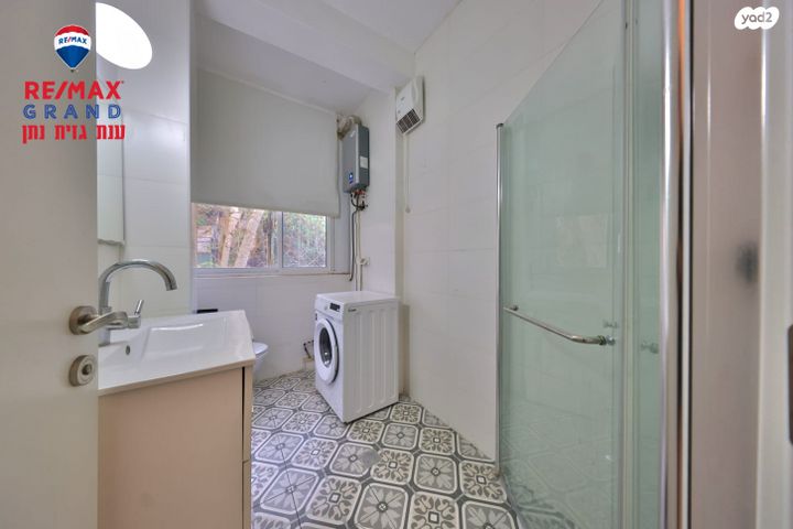 דירה, שדרות הנשיא, מרכז הכרמל, חיפה