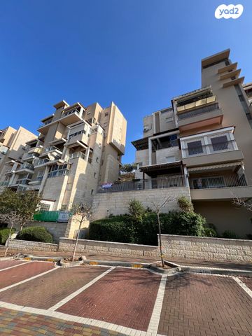 דירת גן, הדס, כרמיאל