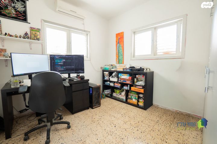 דירה, השר משה, נגבה, רמת גן