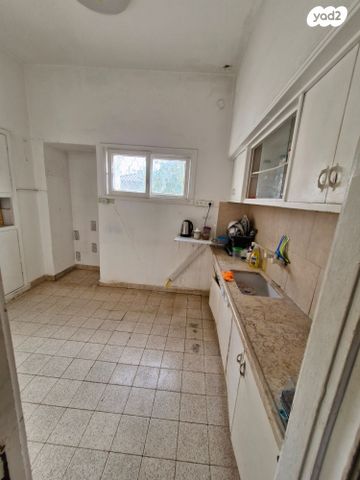 בית פרטי/ קוטג', השחר 6, שיכוני מזרחי, כפר סבא