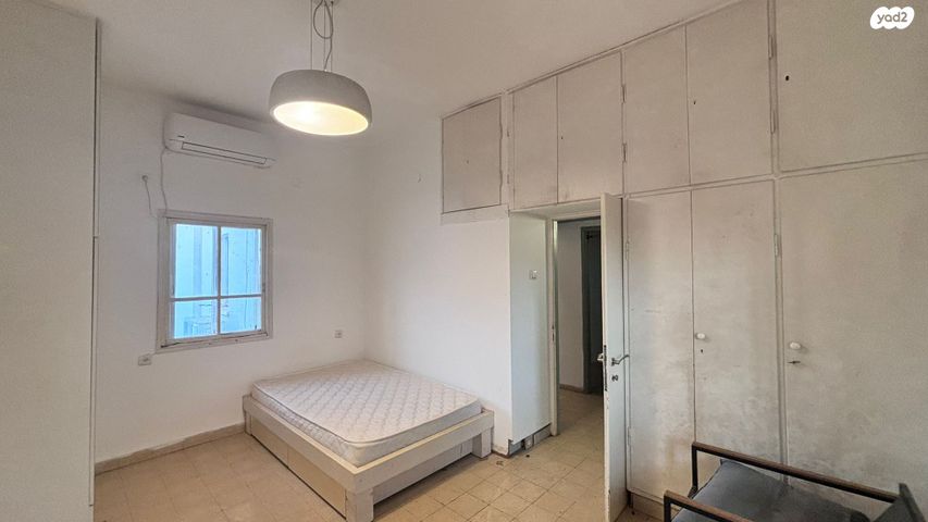 דירה, שדרת עובד, דגניה א'