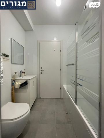 דירה, זלמן שניאור, רמות רמז, חיפה