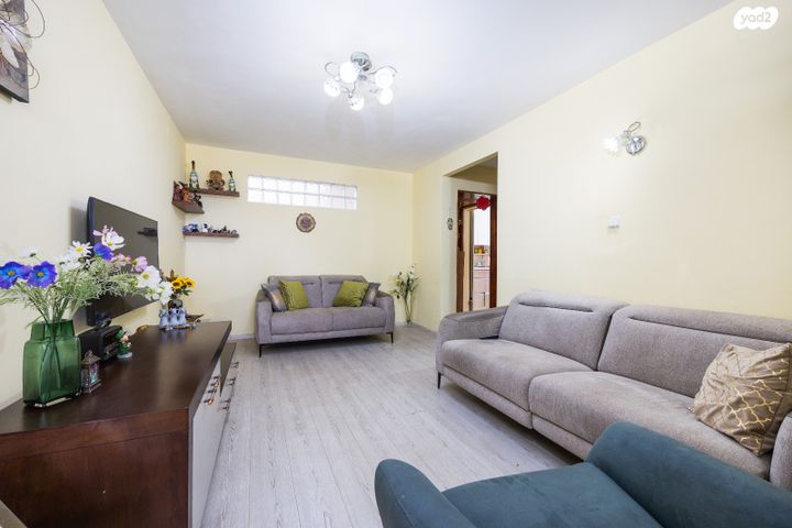 דירה, החרצית, קרית מנחם, ירושלים