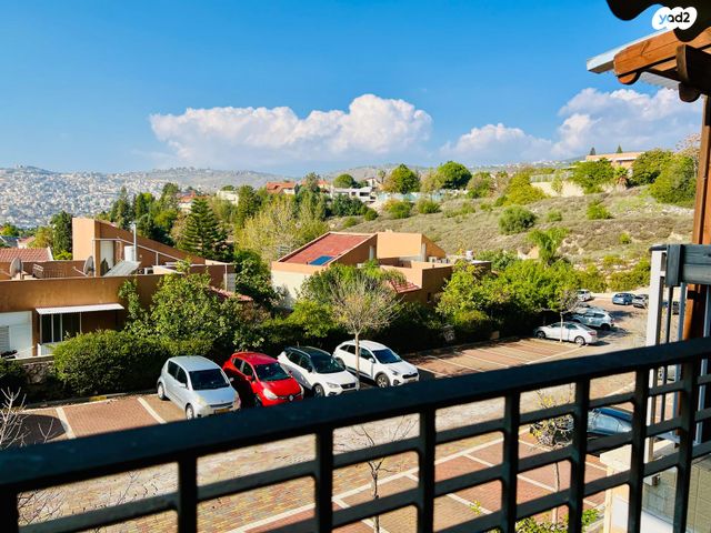 דירת גן, הדס, כרמיאל