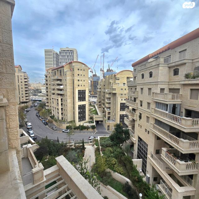 דירה, שדרות הנשיא השישי, קרית הלאום, ירושלים