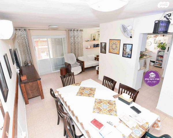 דירת גן, טיילת נווה 16, קצרין