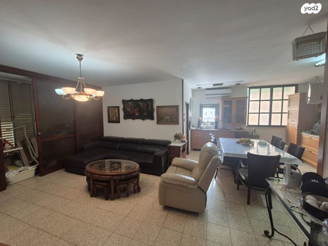 דירה, יעקב וייס 13, רמת אפרים, נתניה