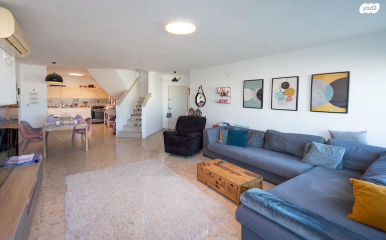 גג/ פנטהאוז, אליהו גולומב, הרצליה הירוקה, נווה עובד, הרצליה