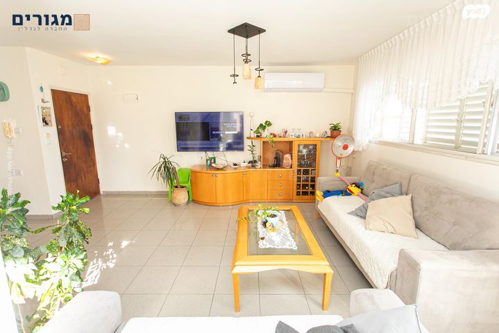 דופלקס, הורדים, רמות יצחק, נשר