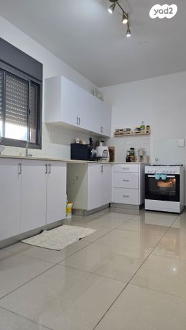 דירה, דבורה הנביאה 20, רובע יזרעאל סביוני העמק, עפולה