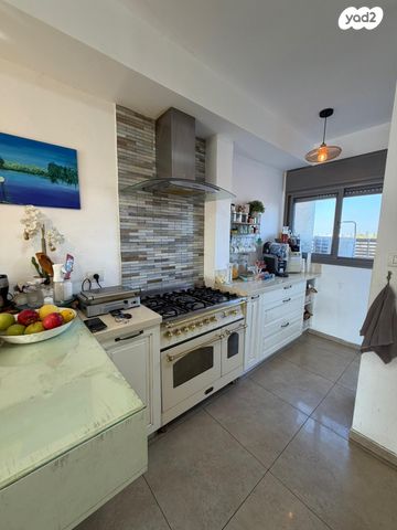 גג/ פנטהאוז, פסגת טל, ראש העין