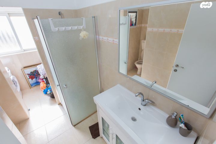 דירה, דרך הציונות, רובע ג', אריאל