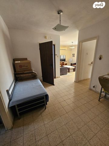 דירה, רחבת חת"ם סופר, שכונה י"א, באר שבע