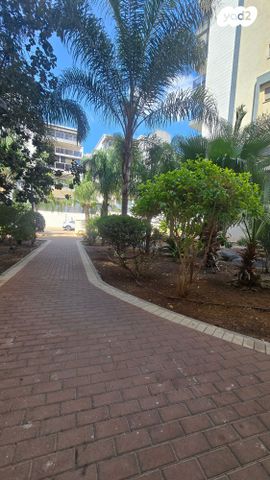 דירה, דבורה הנביאה 20, רובע יזרעאל סביוני העמק, עפולה