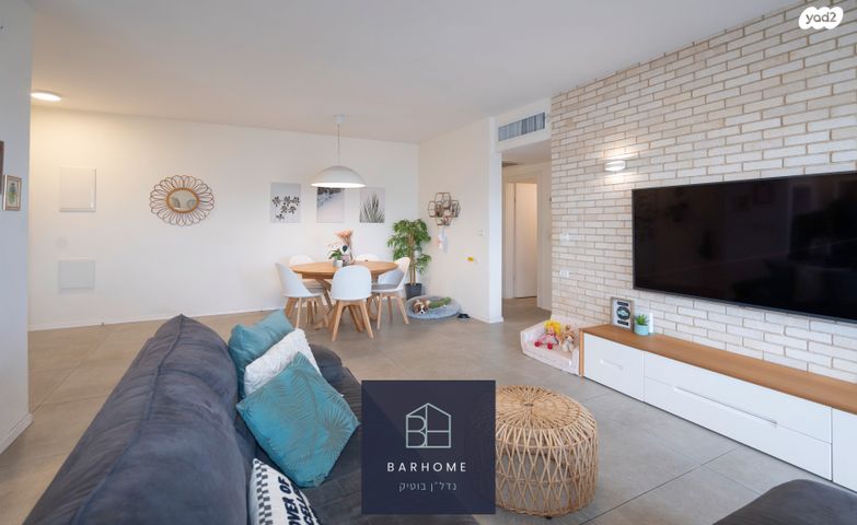 דירה, הנגב 18, נווה דוד רמז, רעננה