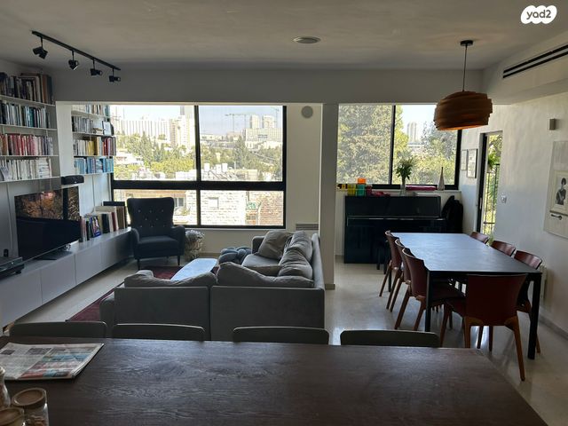 דירה, הבנאי, בית הכרם, רמת בית הכרם, ירושלים