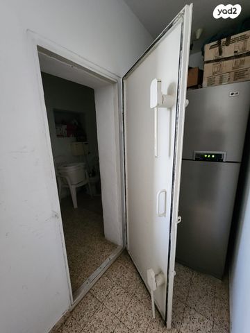 דו משפחתי, היסמין 19, שמשון, חדרה הצעירה, חדרה