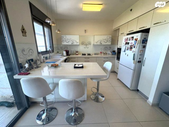 דירה, שאר העיר, הוד השרון