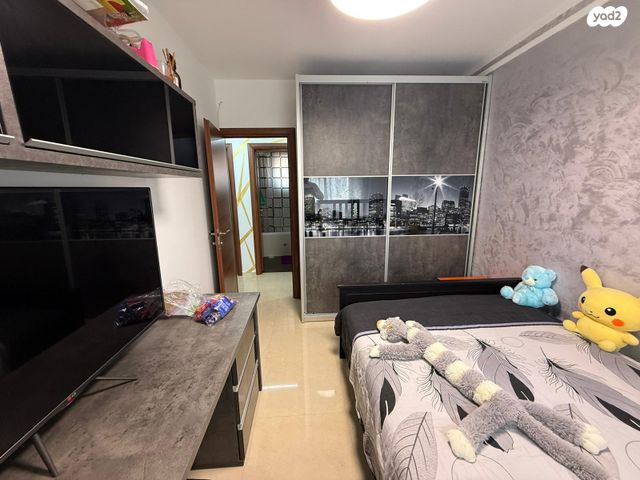 דירה, המחתרת, אלמוגים, קרית ים