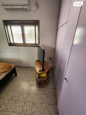 דו משפחתי, היסמין 19, שמשון, חדרה הצעירה, חדרה