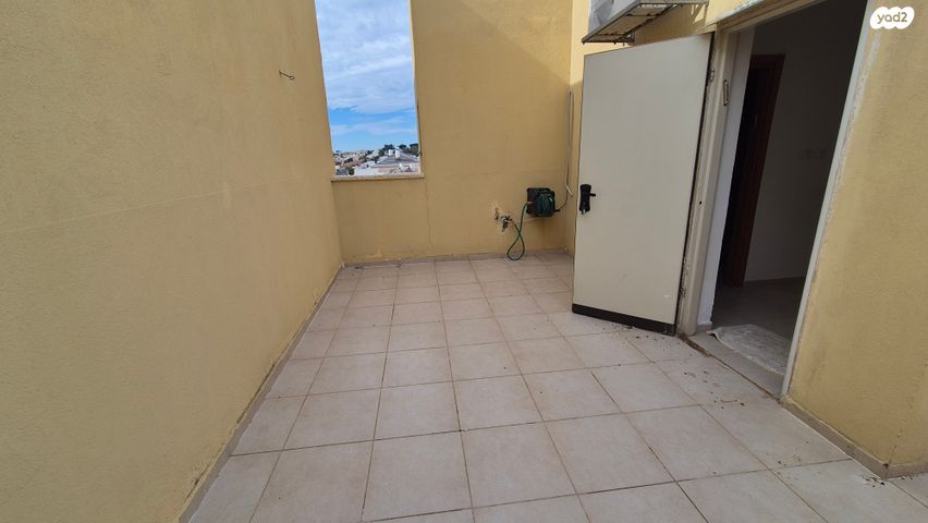 דופלקס, צאלה, גדרה הצעירה, גדרה