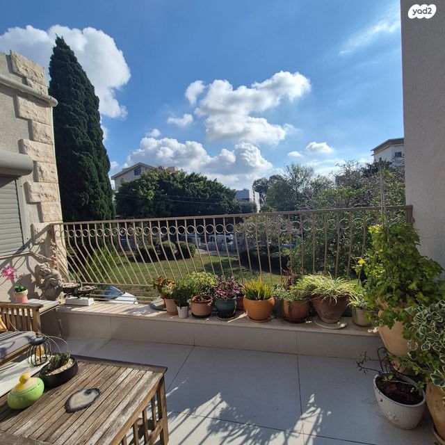 דירה, צפרירים 20, כרמליה, חיפה