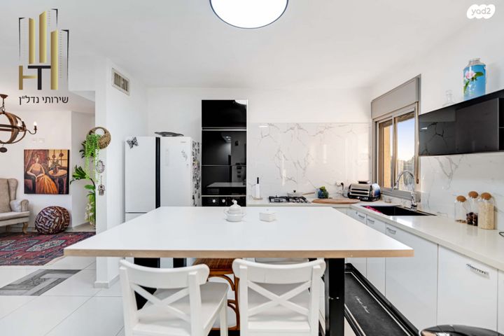 דירה, יוסי בנאי, קרית האמנים, מצליח, רמלה