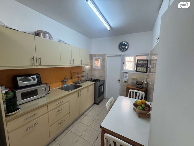 שדרות בן אב"י 