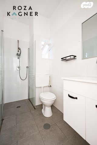 דירה, בוגרשוב 45, הצפון הישן - דרום, תל אביב יפו