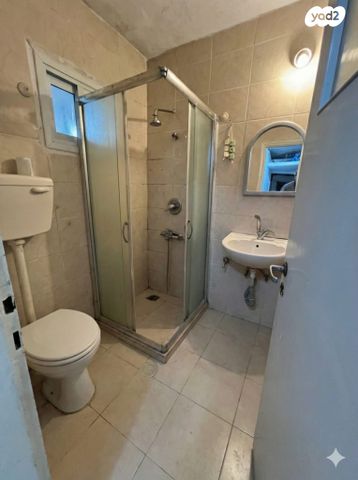 דירה, נחלת הר חב"ד, קרית מלאכי