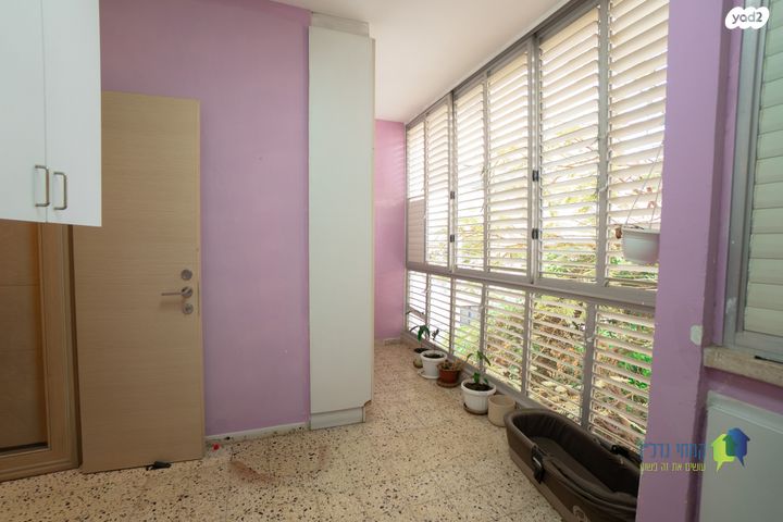 דירה, השר משה, נגבה, רמת גן