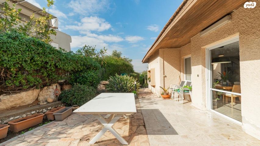 בית פרטי/ קוטג', מיתר / כרמית