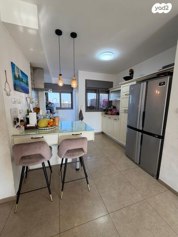 גג/ פנטהאוז, פסגת טל, ראש העין