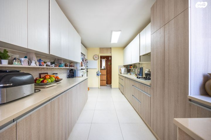 דירה, החרצית, קרית מנחם, ירושלים