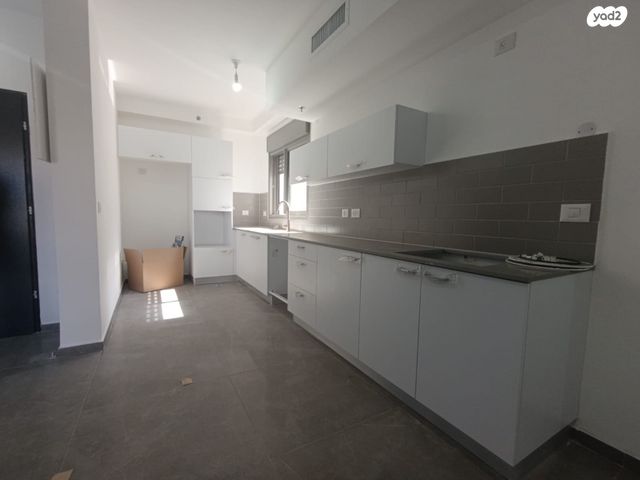 דירה, ירמיהו הלפרין 8, מרכז העיר דרום, נתניה