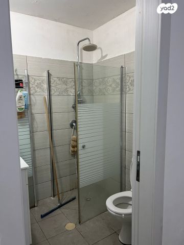 דירה, אוסישקין 4, נווה דוד, רמלה