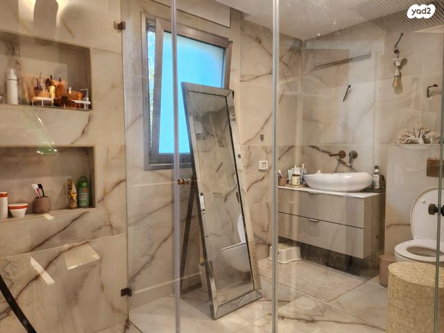 דירת גן, אליהו גולומב, הרצליה הירוקה, נווה עובד, הרצליה