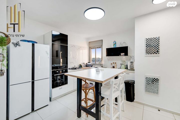 דירה, יוסי בנאי, קרית האמנים, מצליח, רמלה