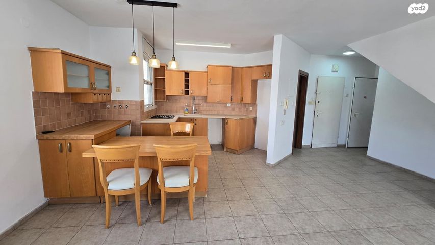 גג/ פנטהאוז, השומר, ראשון לציון