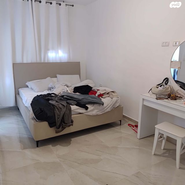 דירה, רמז, מערב ותיק, ראשון לציון