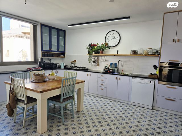 גג/ פנטהאוז, מלחמת ששת הימים, מרכז העיר, חדרה