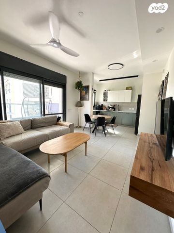 דירה, גולדה מאיר, מורשת, מודיעין מכבים רעות