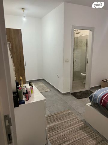 דירה, אוסישקין 4, נווה דוד, רמלה