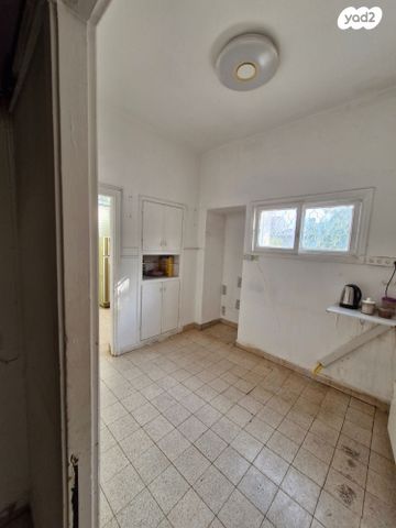 בית פרטי/ קוטג', השחר 6, שיכוני מזרחי, כפר סבא