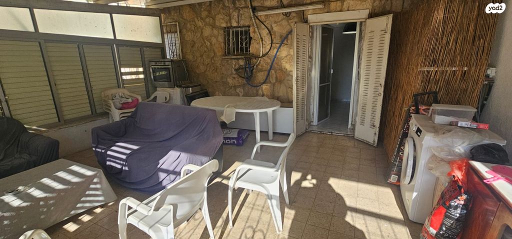 דירה, השומר, קטמונים, ירושלים