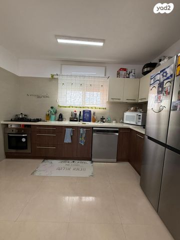 דירה, המחתרת, אלמוגים, קרית ים