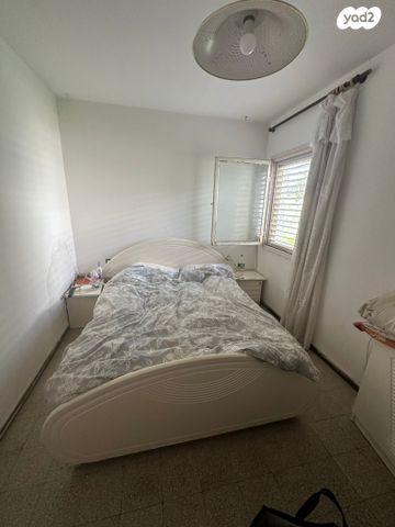 דירה, עליזה יאנסן, קנדי, אור עקיבא